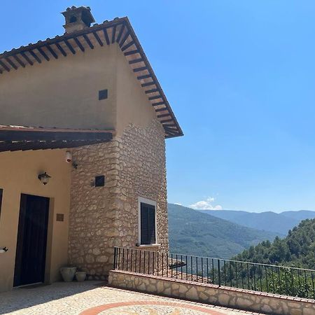 Agriturismo Il Casaletto Montefranco Kültér fotó