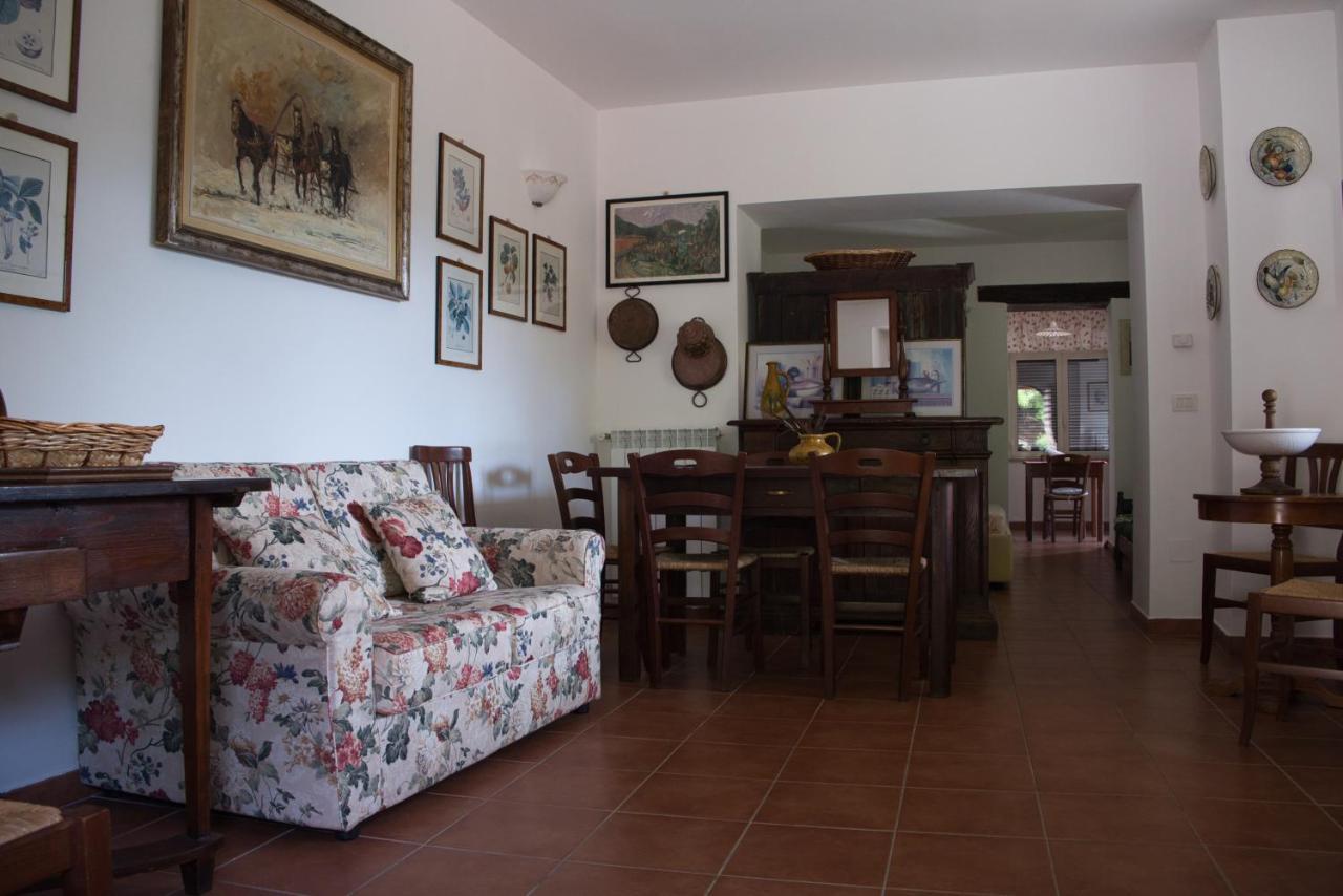 Agriturismo Il Casaletto Montefranco Kültér fotó